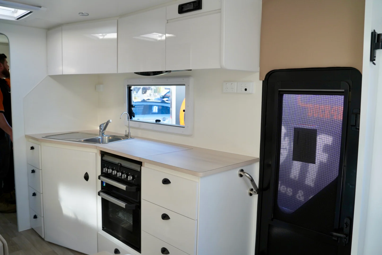 20FT8 Seclude Tourer gallery image 25