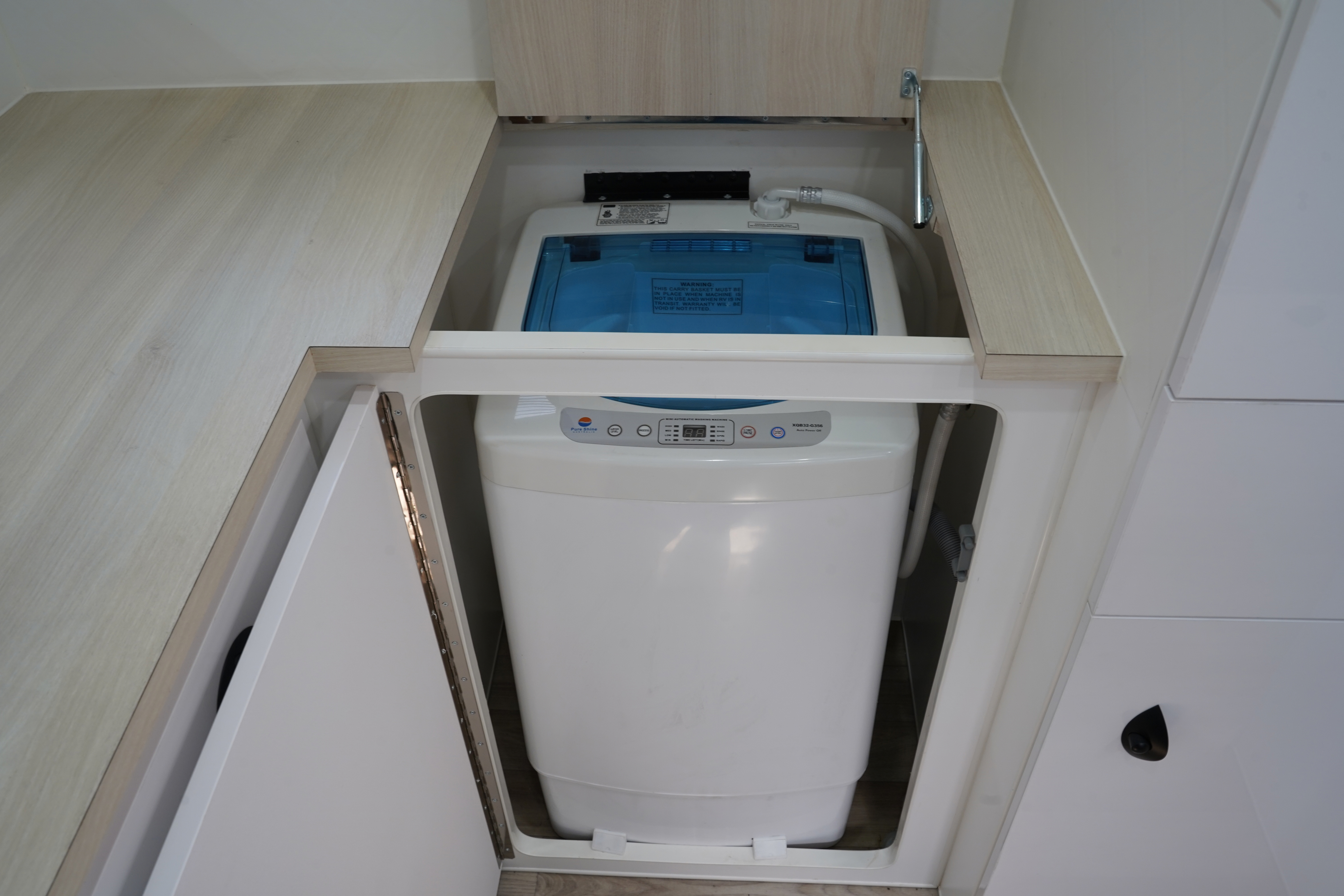 20FT8 Seclude Tourer gallery image 11