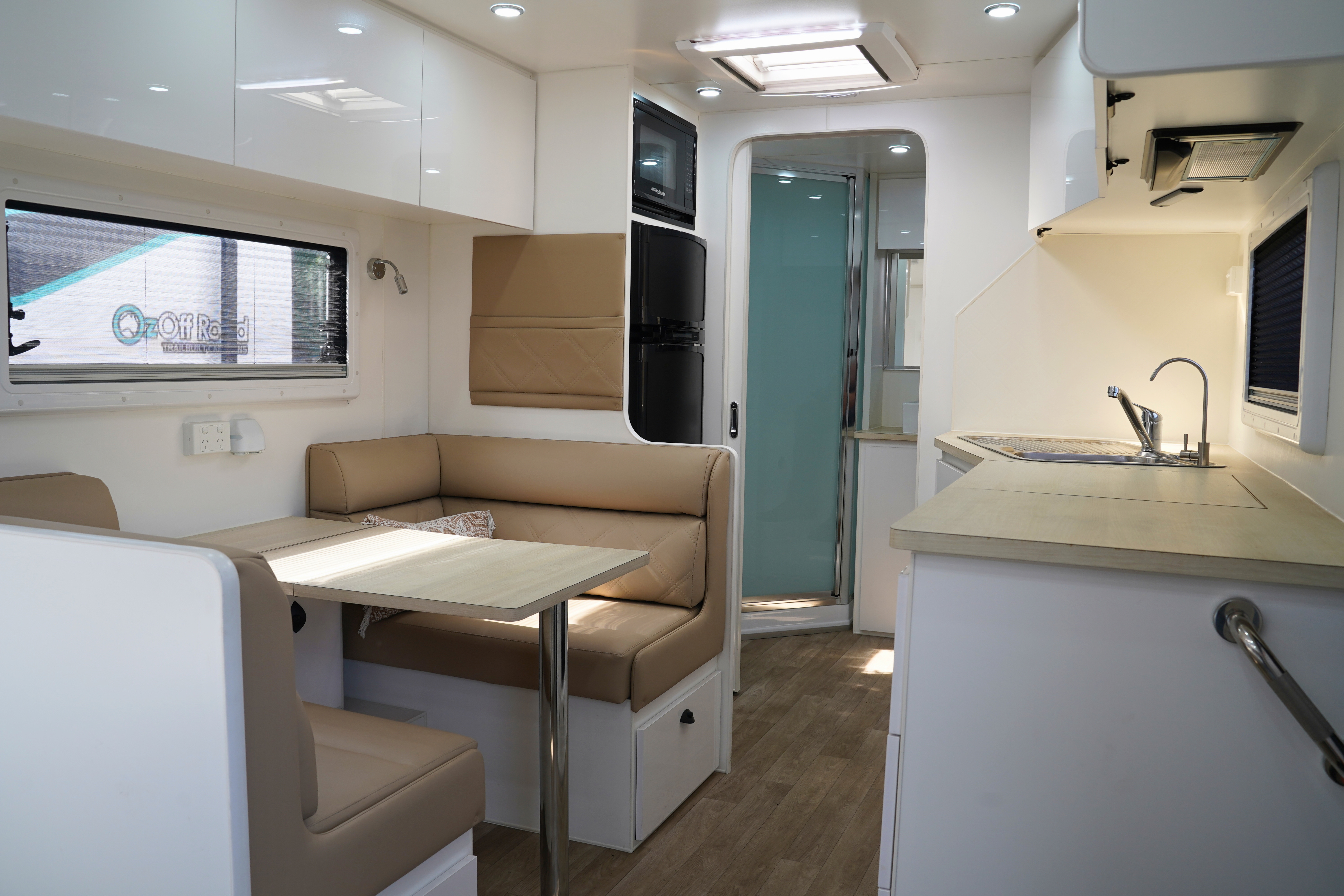 20FT8 Seclude Tourer gallery image 3