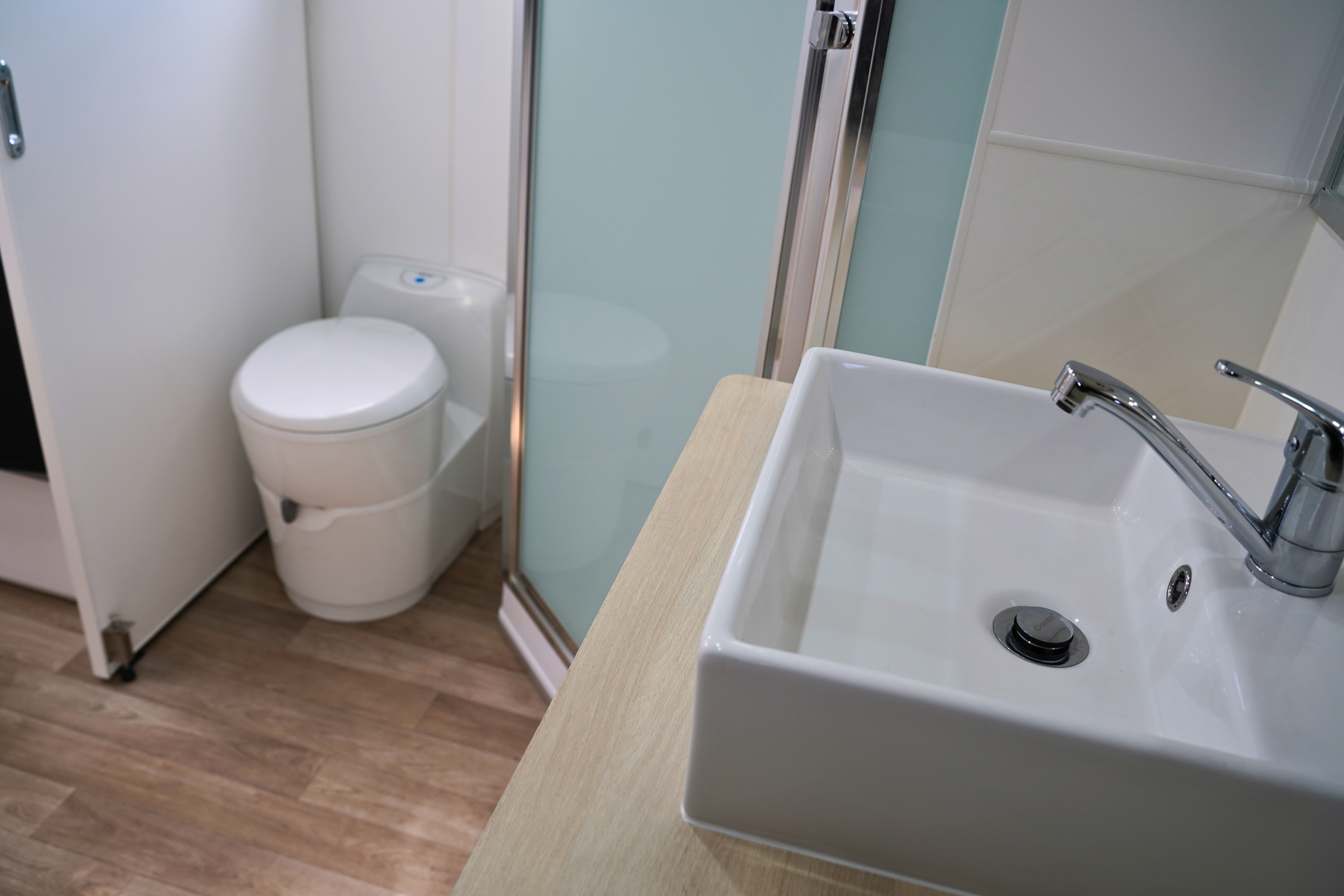 20FT8 Seclude Tourer gallery image 9